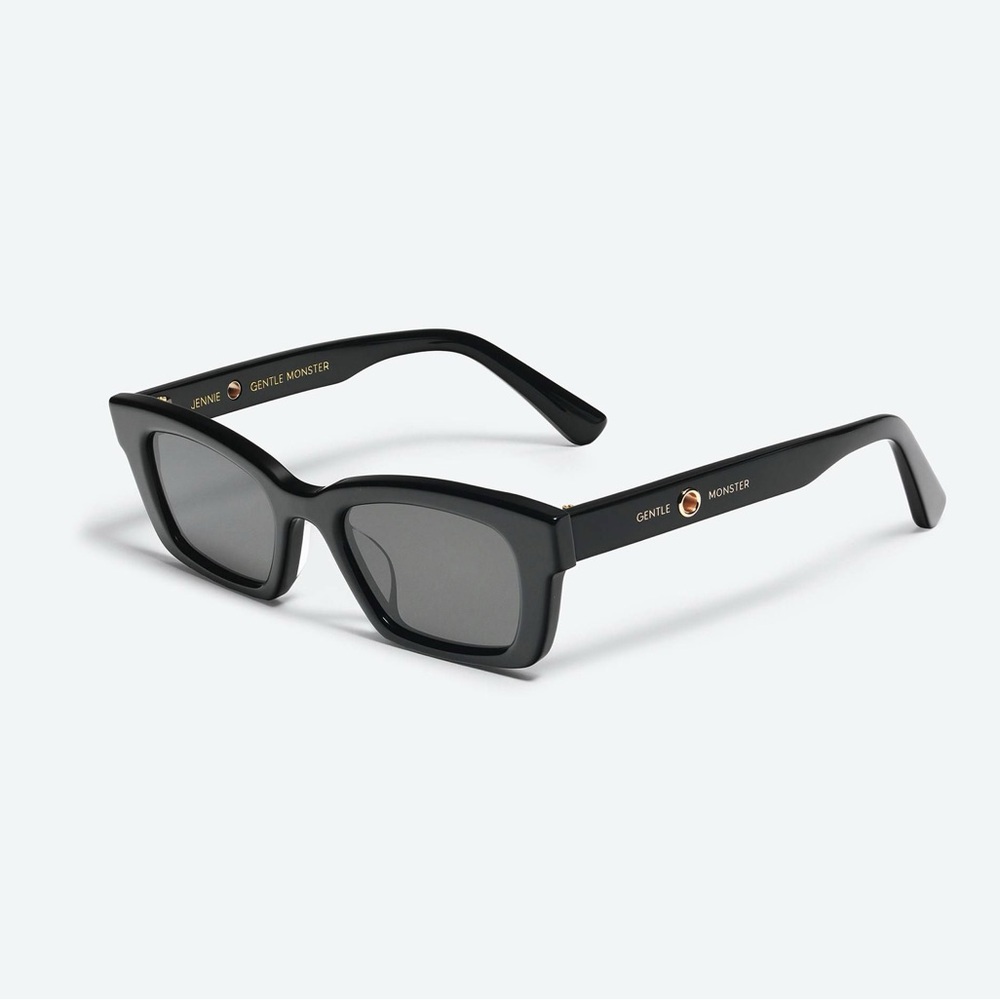 GENTLE MONSTER x Jennie ‘1996’ Black Sunglasses (Re-Posh) - Picture 2 of 14